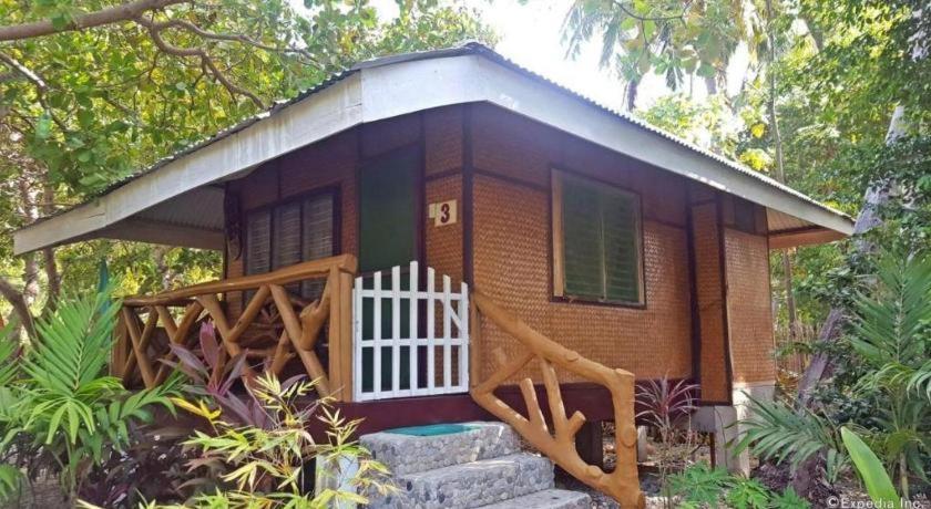 67Th Heaven Holiday Resort Lucbuan Экстерьер фото